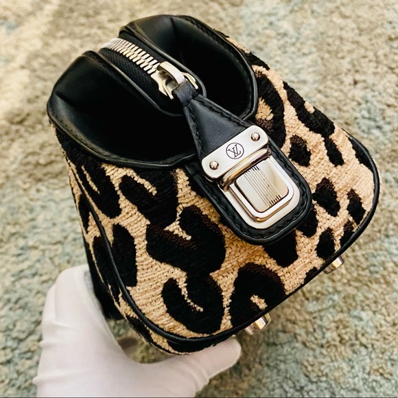 EUC Louis Vuitton Limited Edition Stephen Sprouse Leopard Chenille Baby Bag - Picture 8 of 17